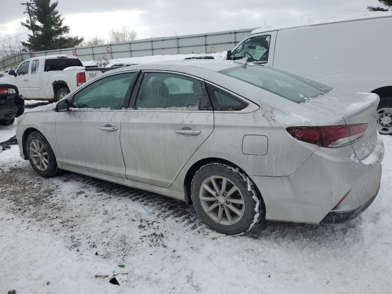 2019 Hyundai Sonata - Image 2