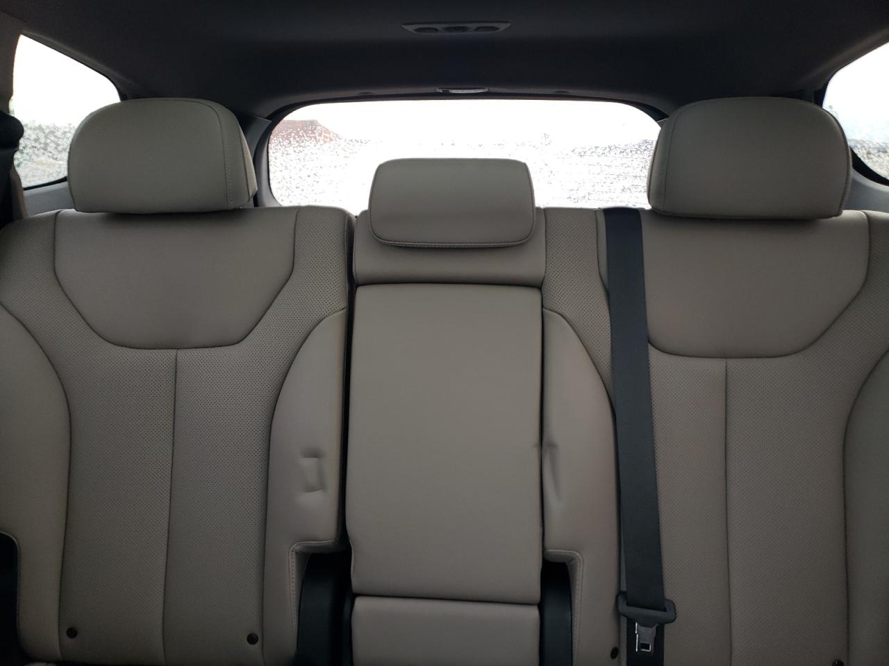 2023 Hyundai Santa Fe - Image 10