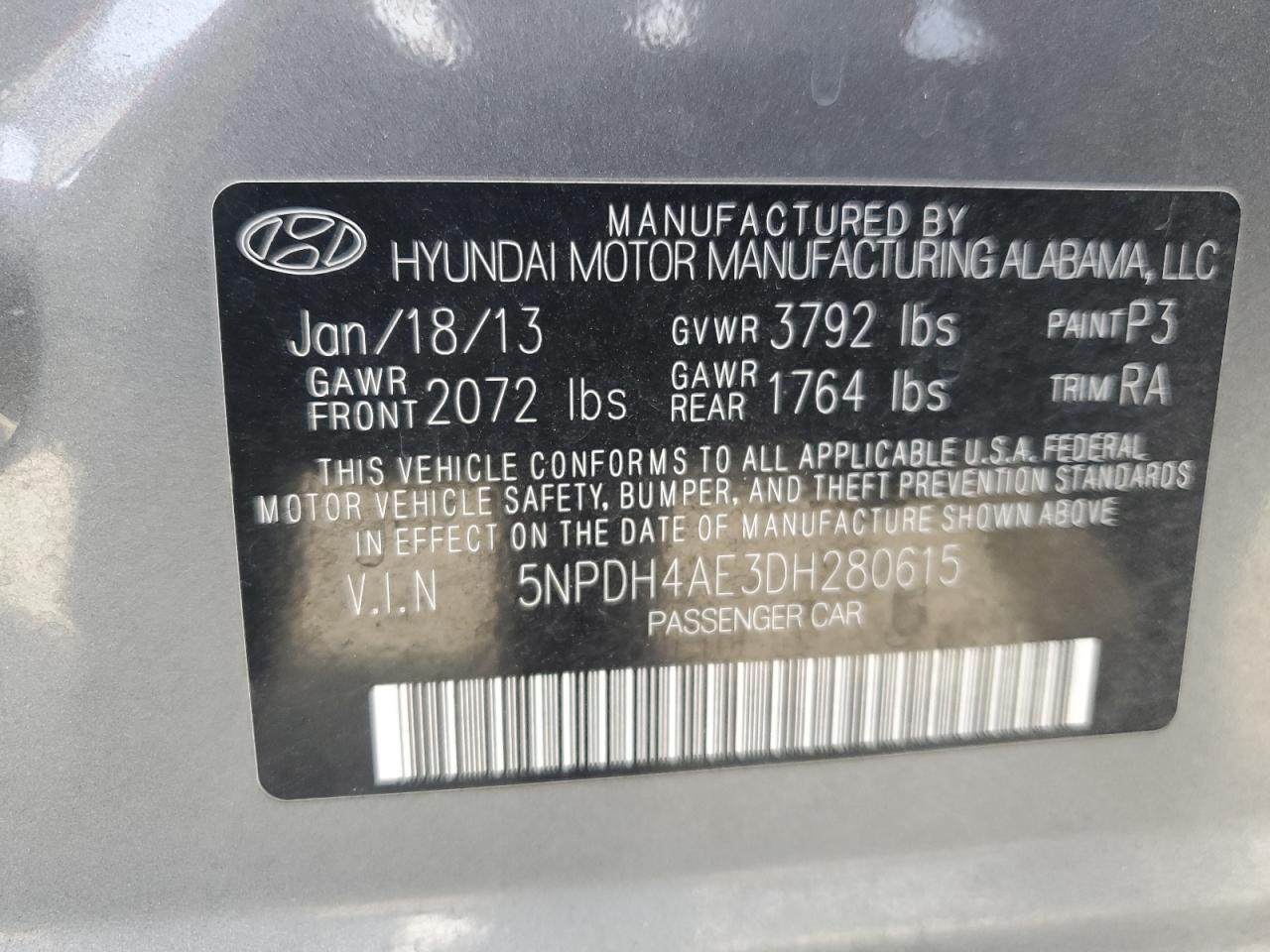 2013 Hyundai Elantra - Image 12