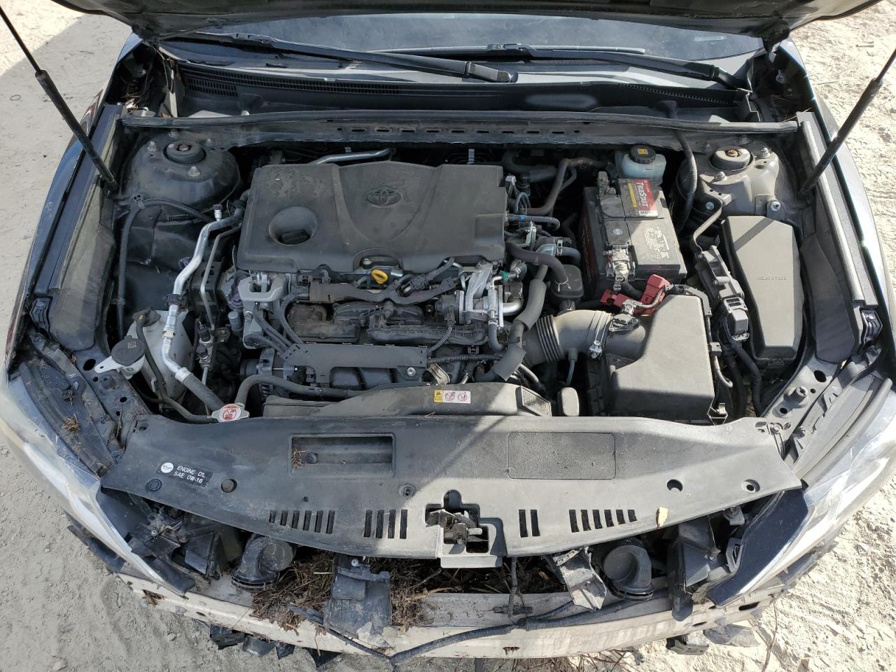 2018 Toyota Camry - Image 13