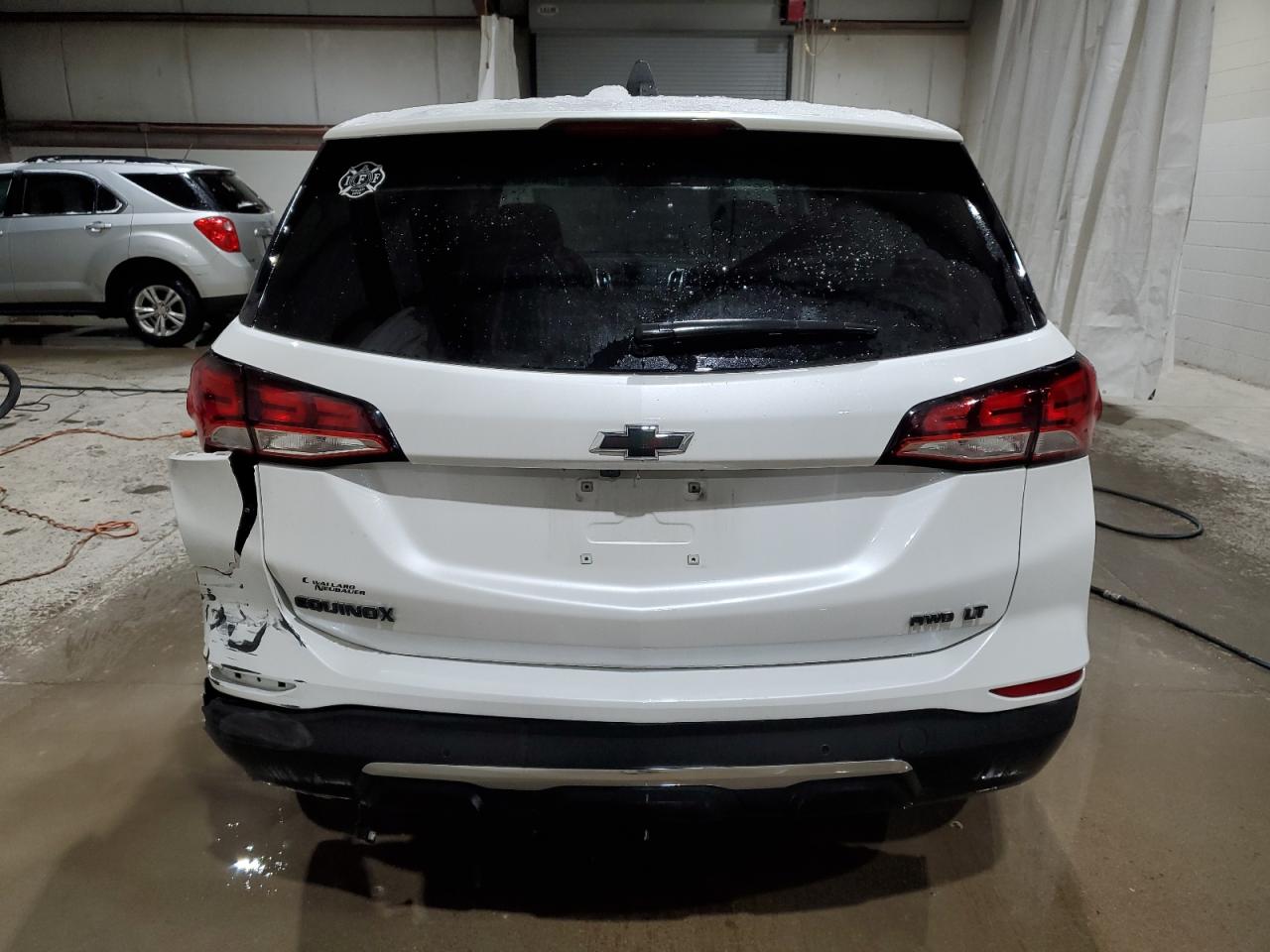 2022 Chevrolet Equinox - Image 6