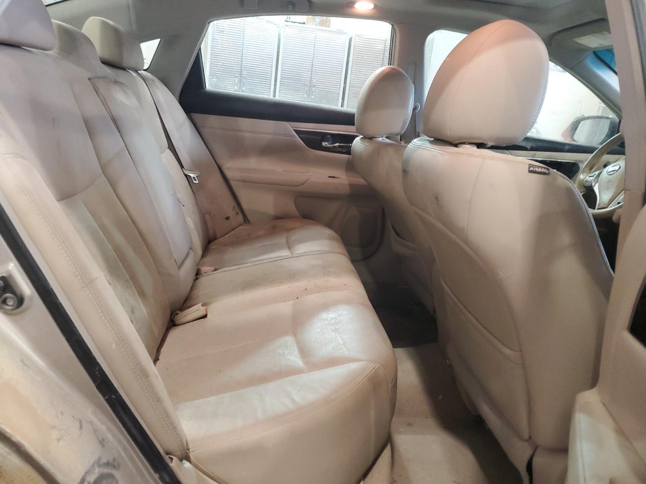 2013 Nissan Altima - Image 10