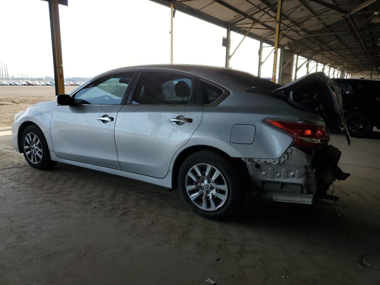 2013 Nissan Altima - Image 2
