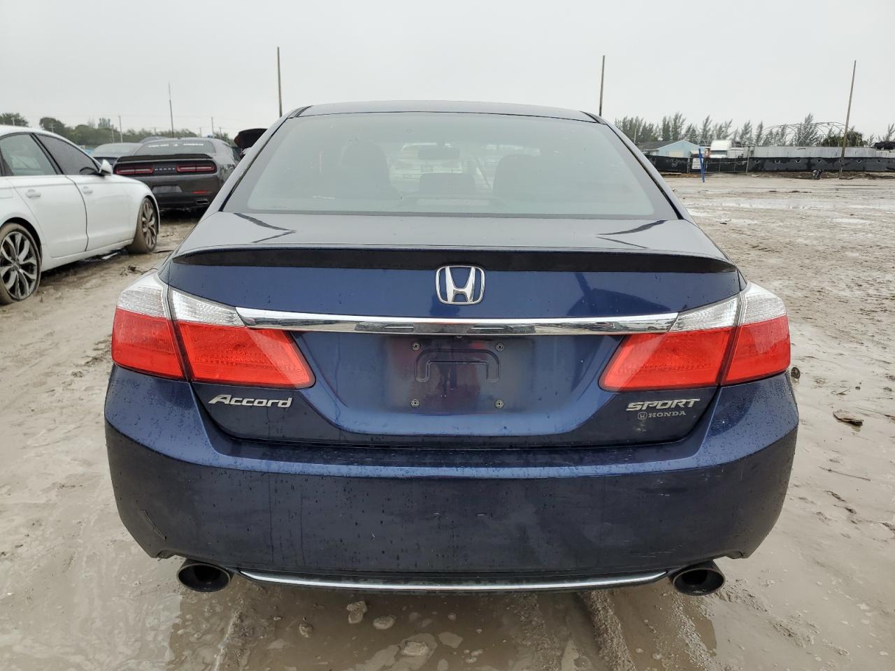 2015 Honda Accord - Image 6