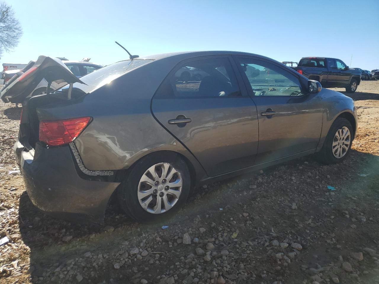 2011 Kia Forte - Image 3