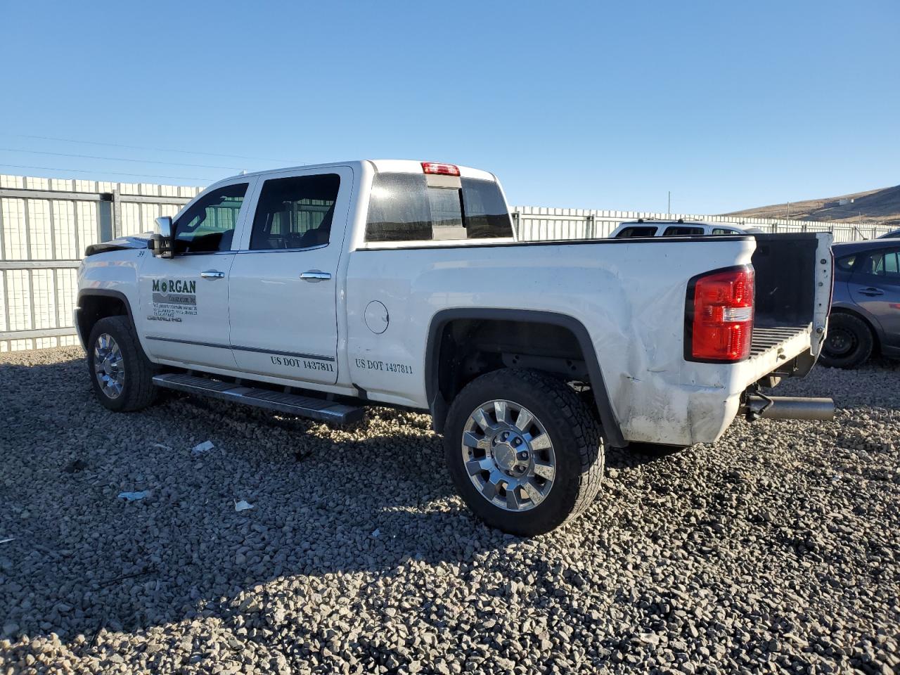 2019 GMC Sierra - Image 2