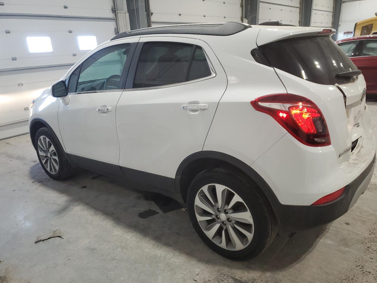 KL4CJESB4LB028229 2020 BUICK ENCORE - Image 2