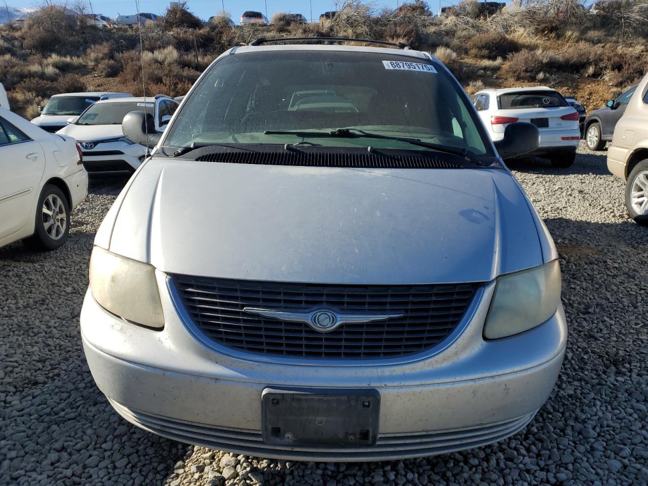 2004 Chrysler Town & Country - Image 5
