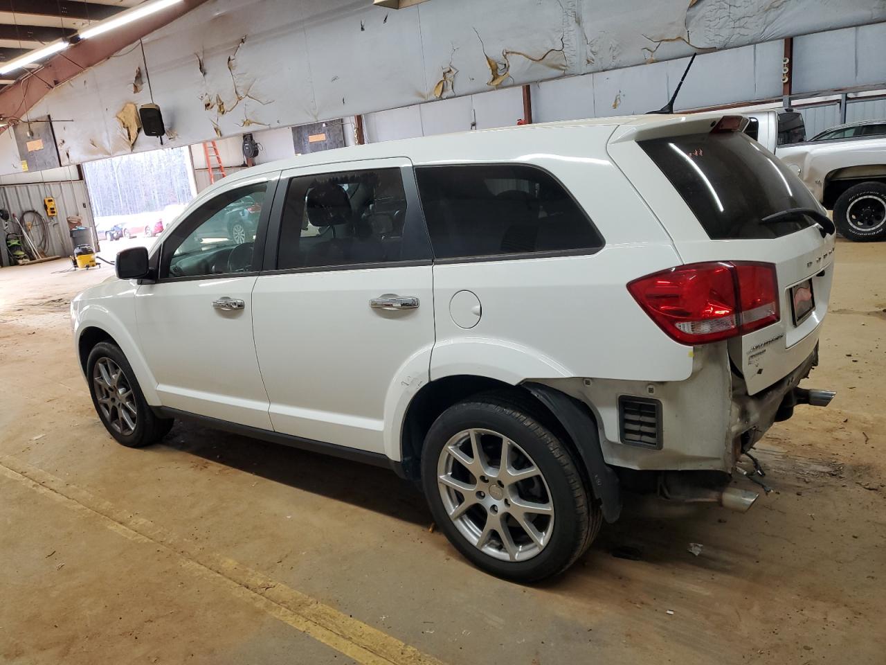 2016 Dodge Journey - Image 2