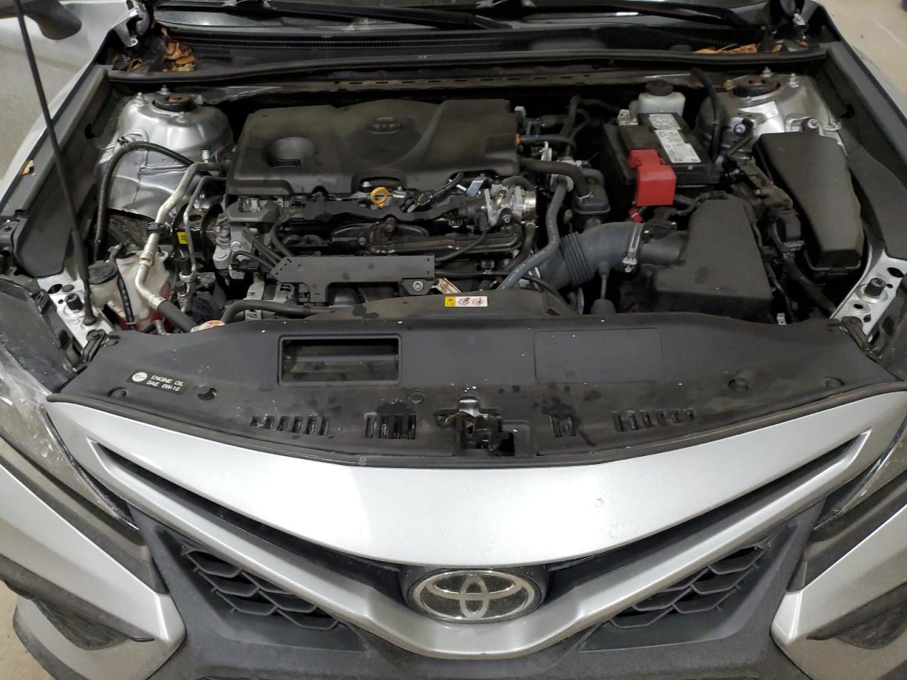 2021 Toyota Camry - Image 12