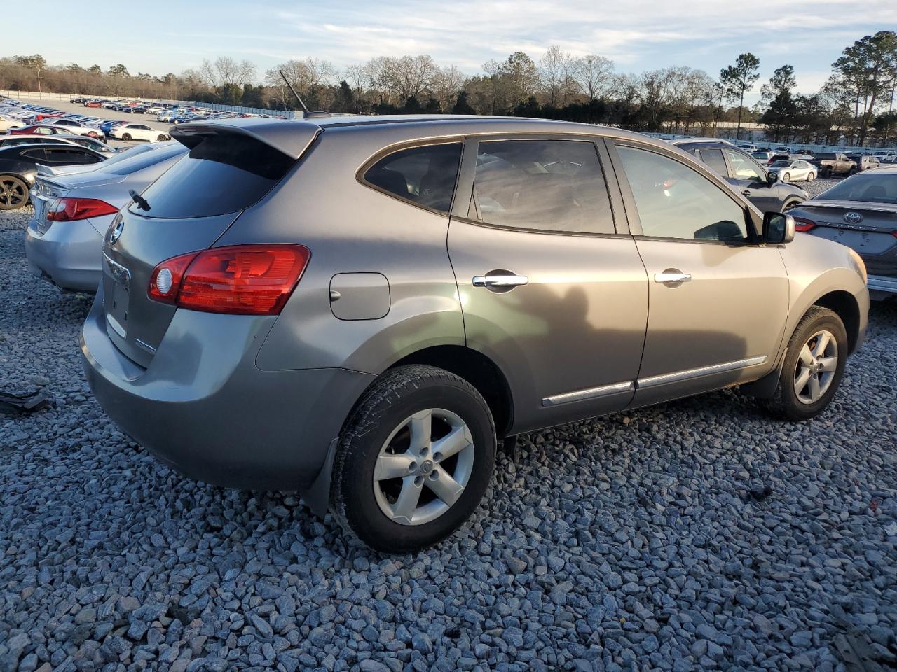 2013 Nissan Rogue - Image 3