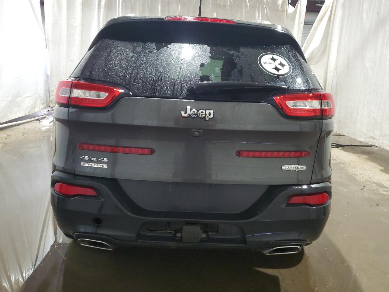 2015 Jeep Grand Cherokee - Image 6