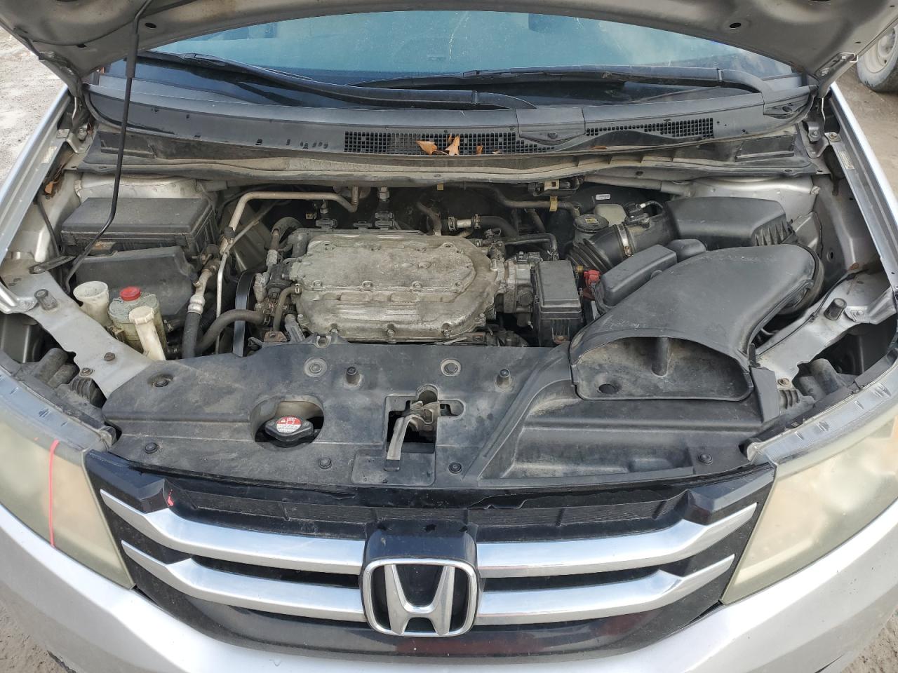2015 Honda Odyssey - Image 12