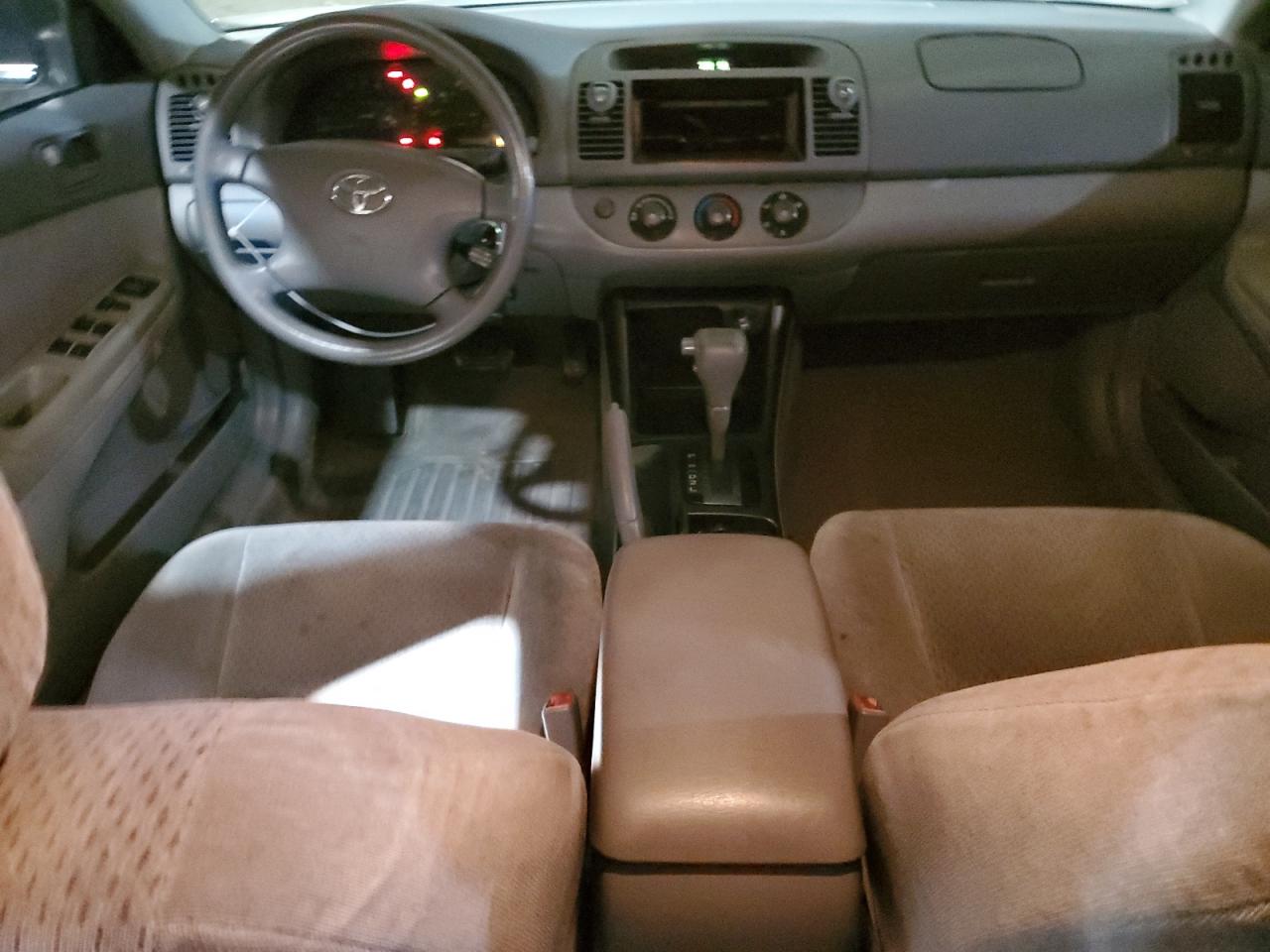 2003 Toyota Camry - Image 8