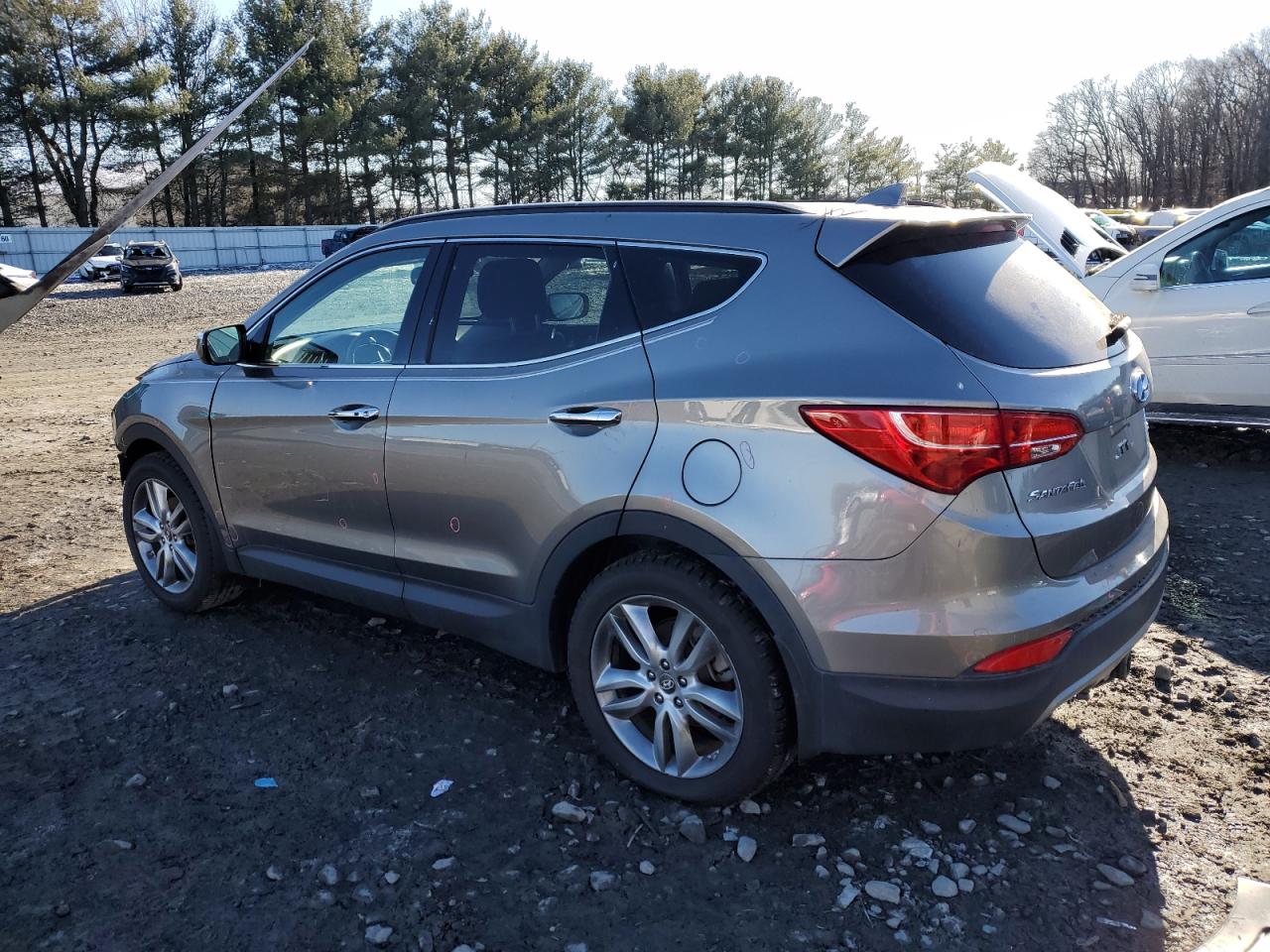 2013 Hyundai Santa Fe - Image 2