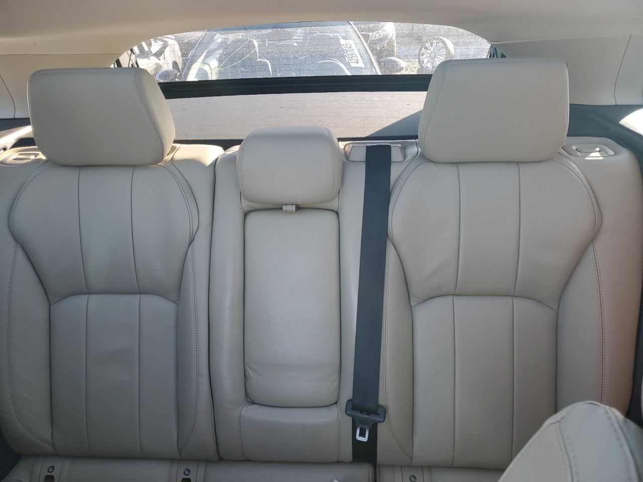 2016 Land Rover Range Rover - Image 10