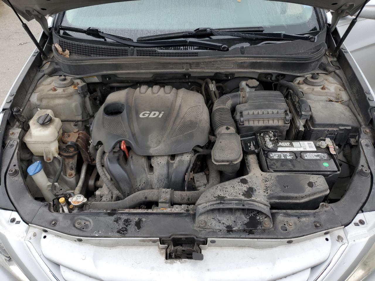 2013 Hyundai Sonata - Image 11
