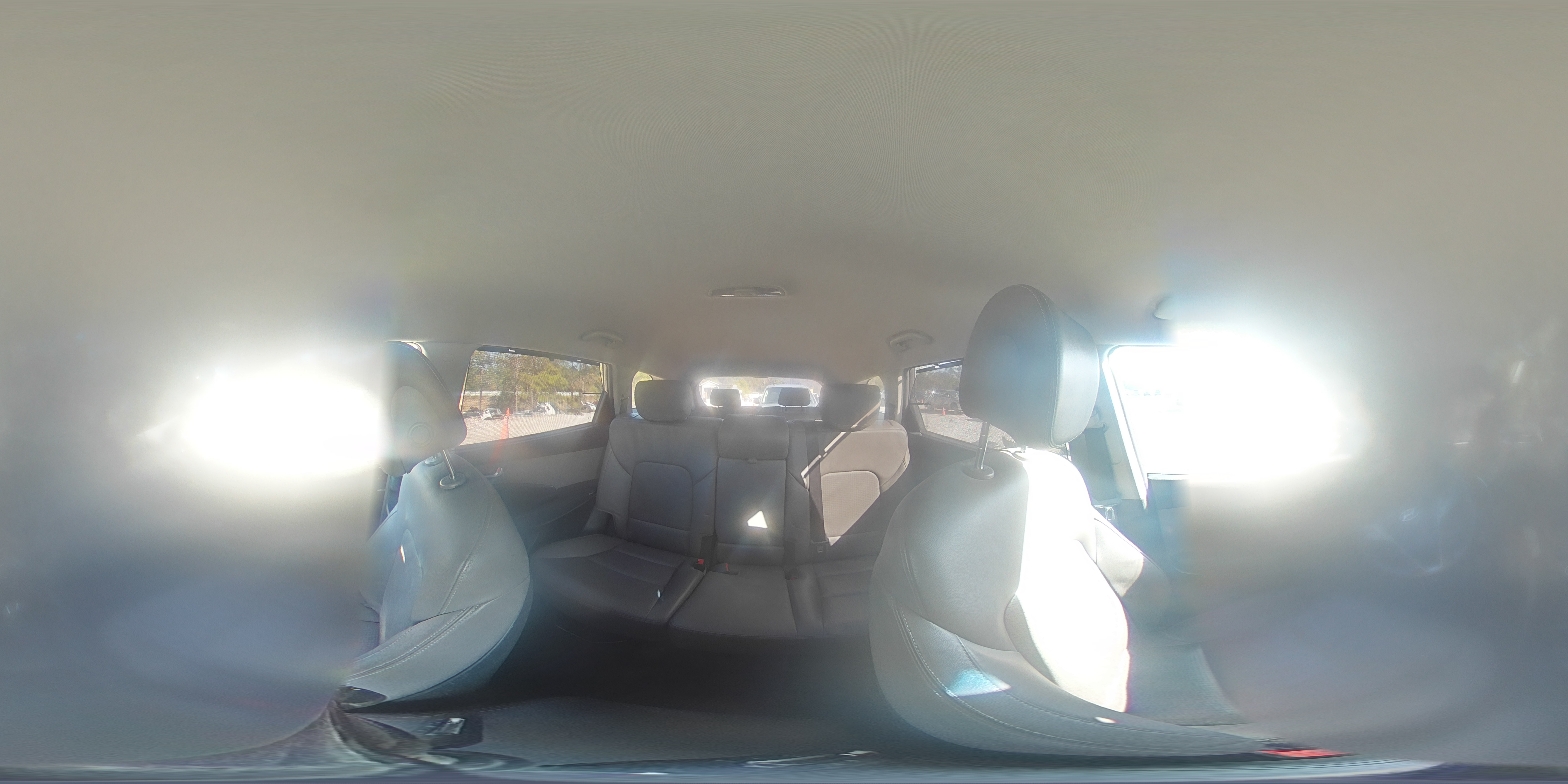 2014 Hyundai Santa Fe - Image 18