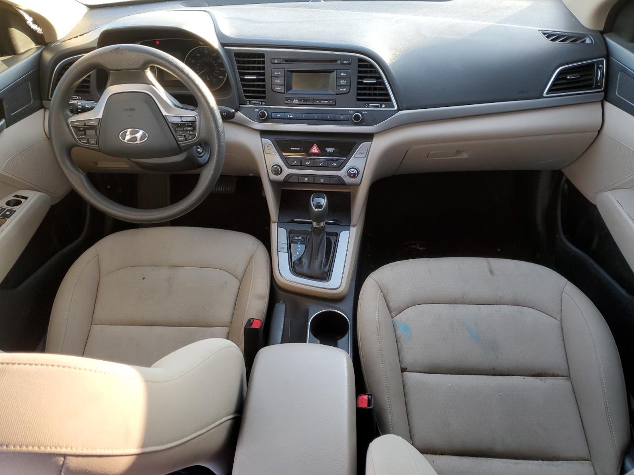 2018 Hyundai Elantra - Image 8