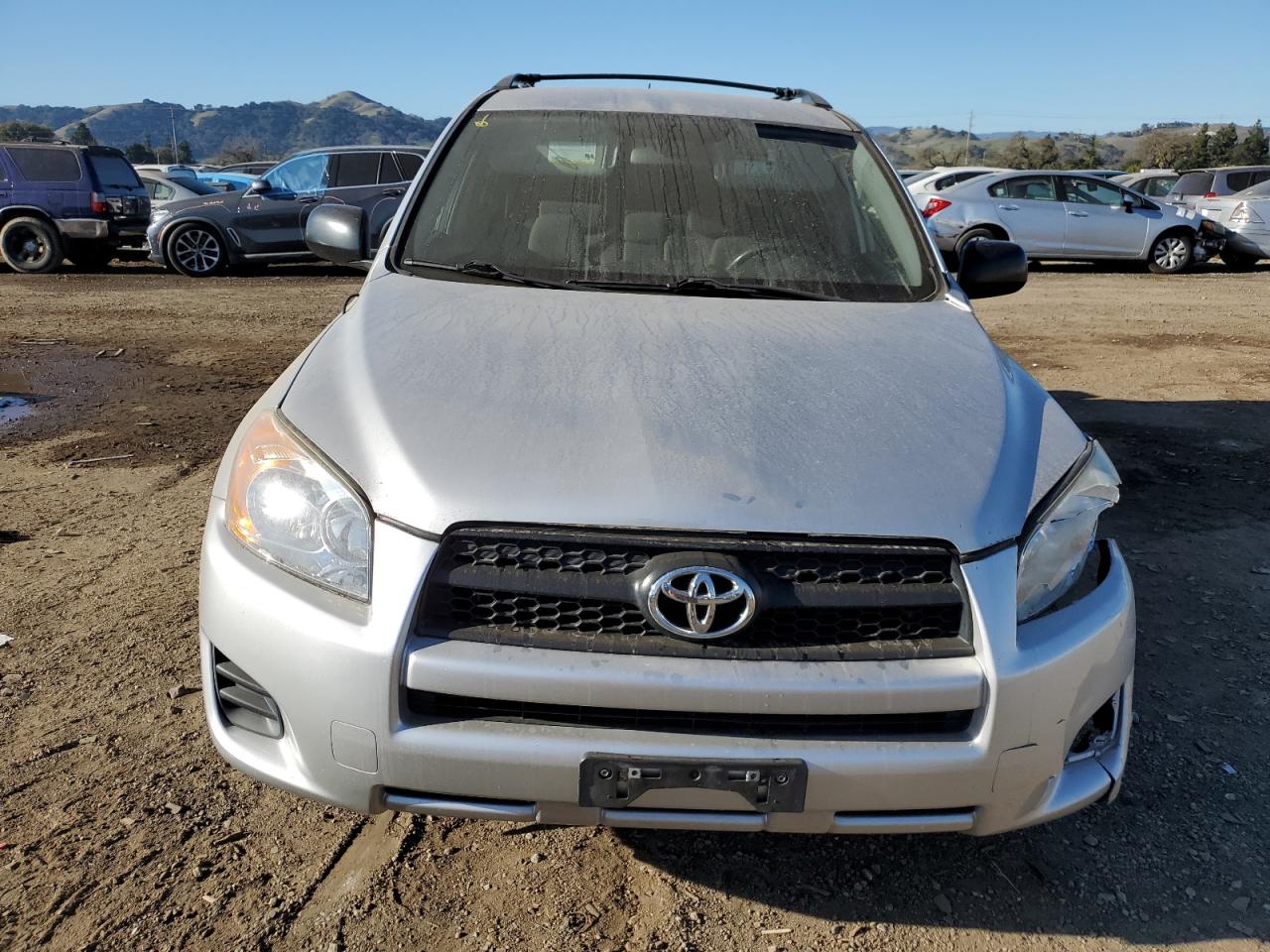 2011 Toyota RAV 4 - Image 5