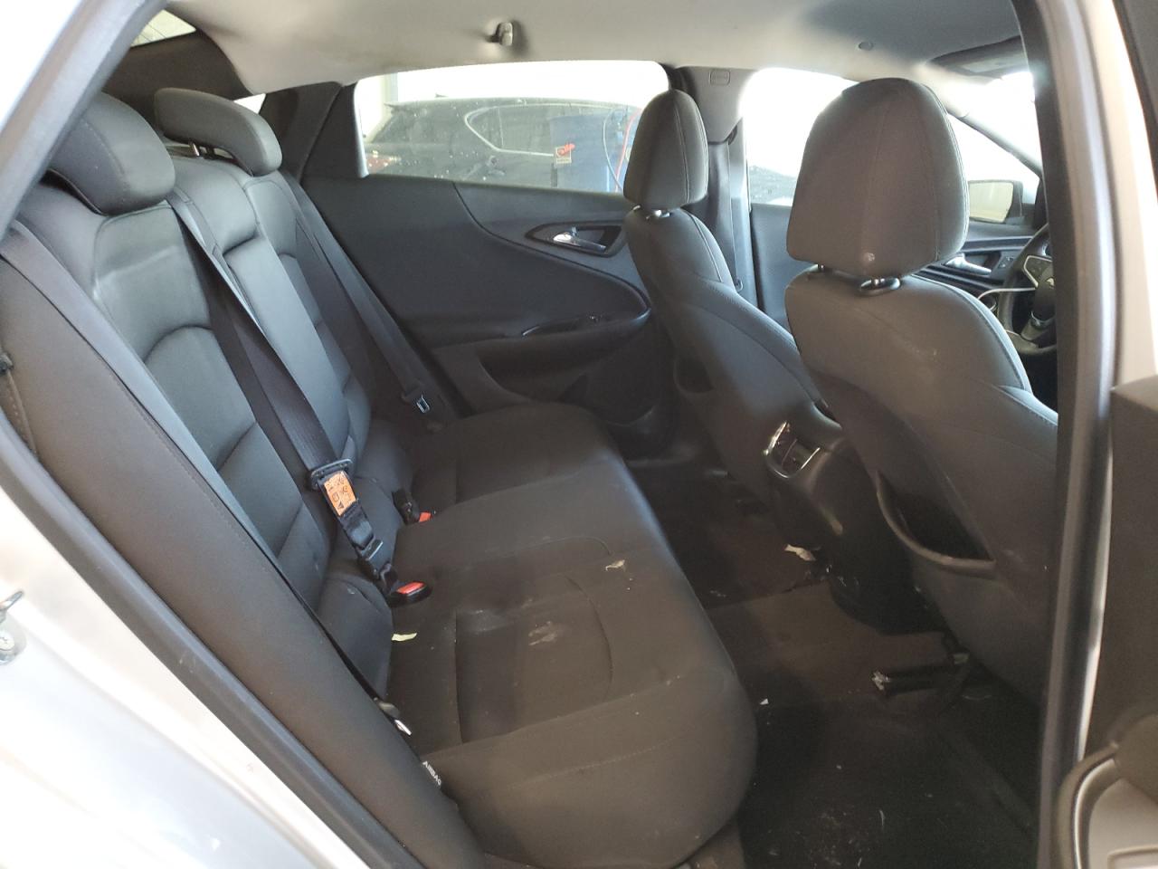 2018 Chevrolet Malibu - Image 10