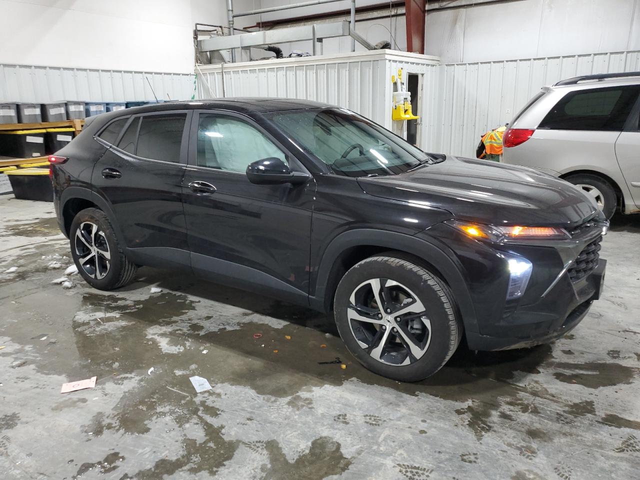 2025 Chevrolet Trax - Image 4