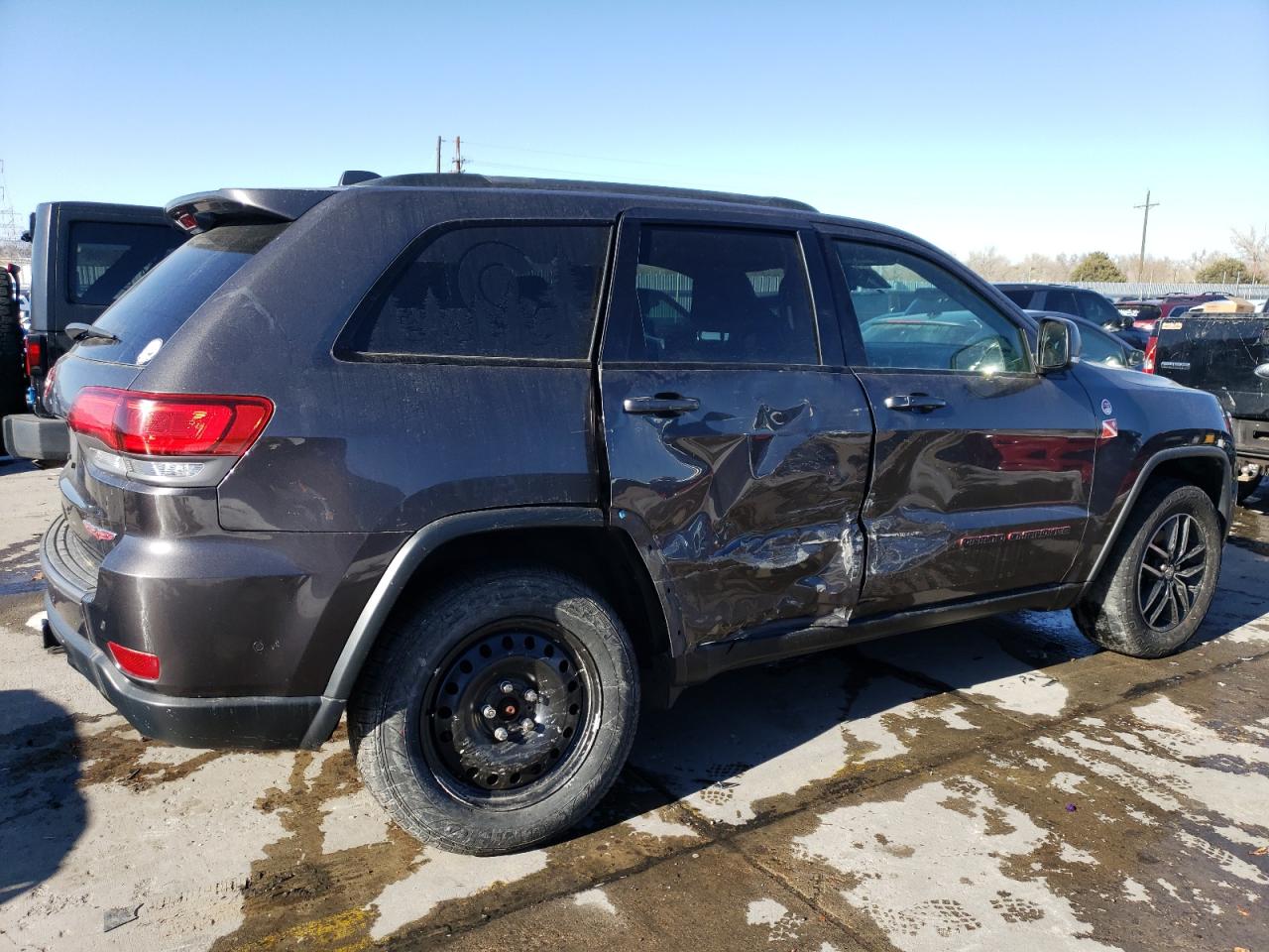 2017 Jeep Grand Cherokee - Image 3