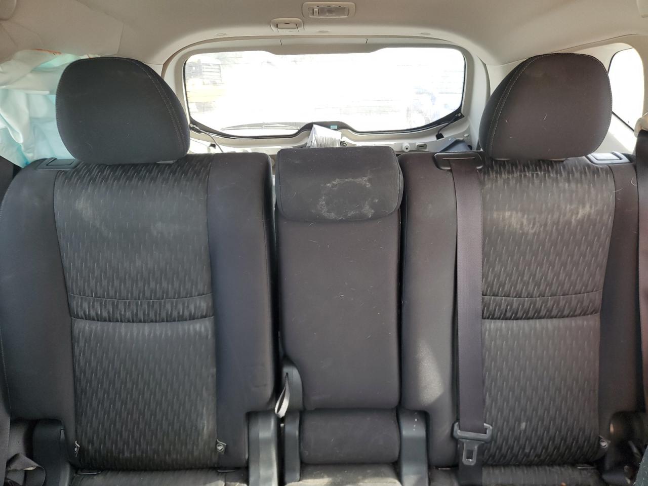 2019 Nissan Rogue - Image 10