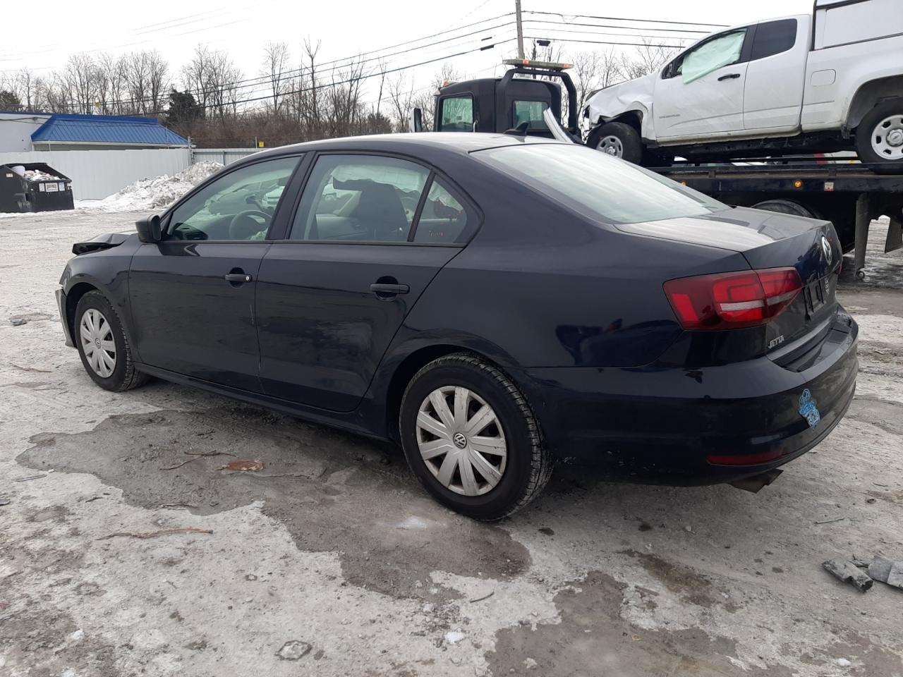 2016 Volkswagen Jetta - Image 2