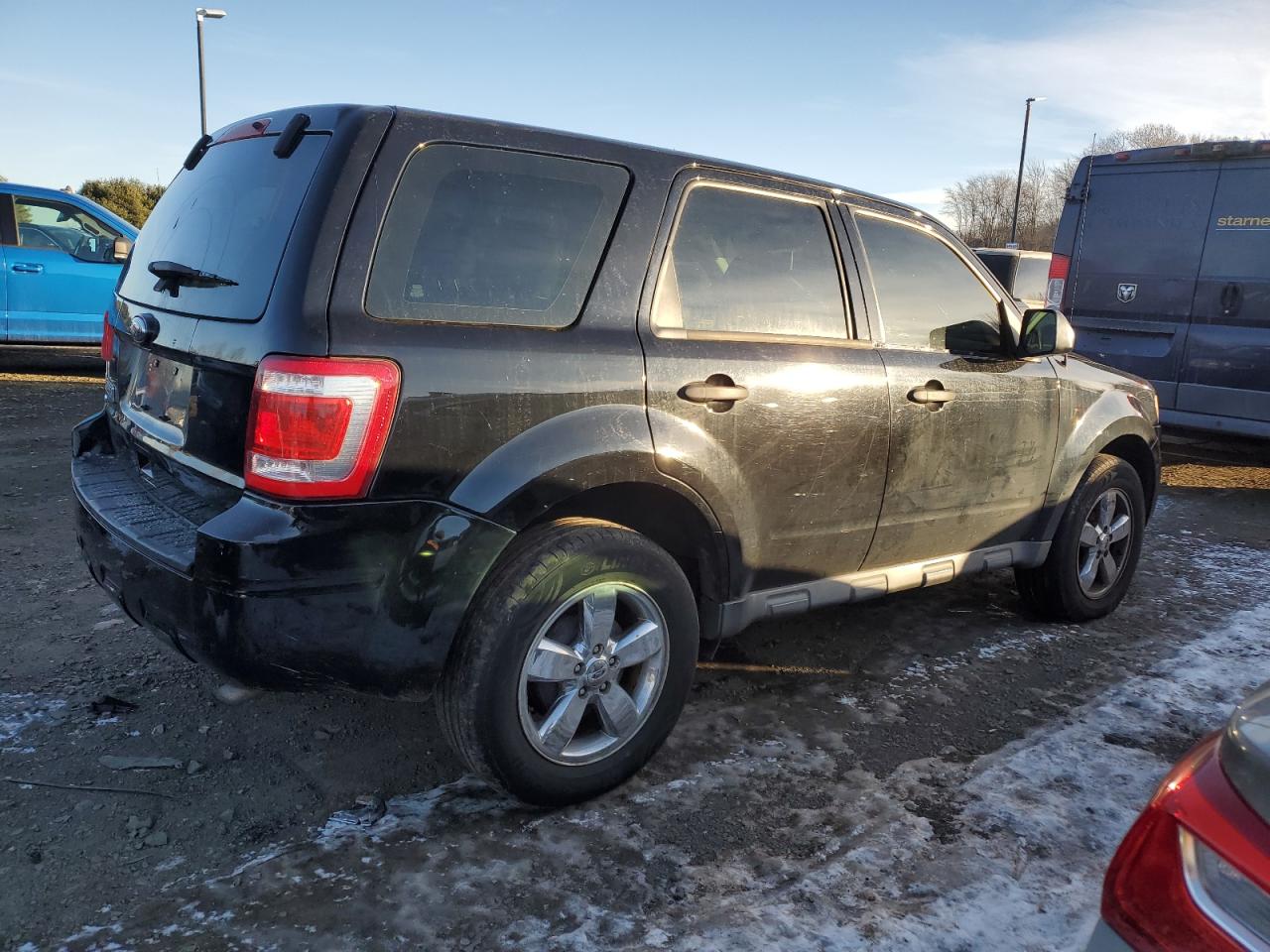 2010 Ford Escape - Image 3