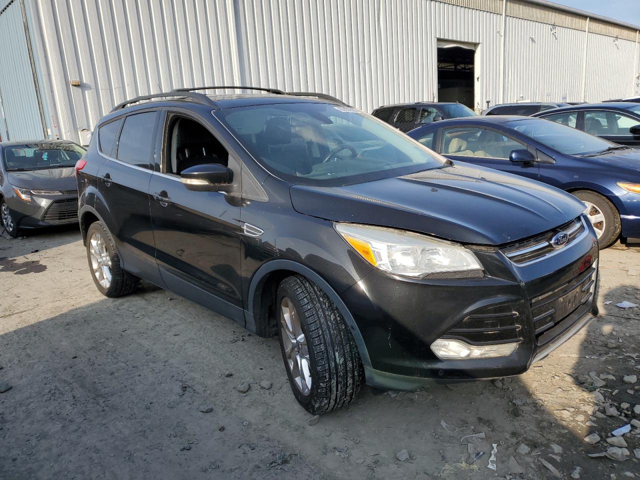 VIN 1FMCU9HX5DUA51463 2013 FORD ESCAPE no.4