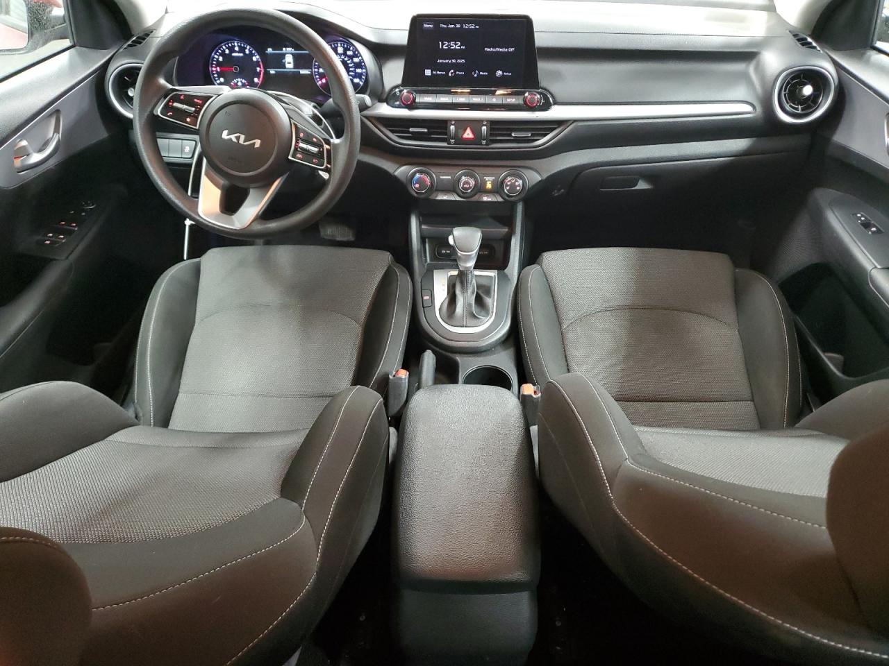 2023 Kia Forte - Image 8