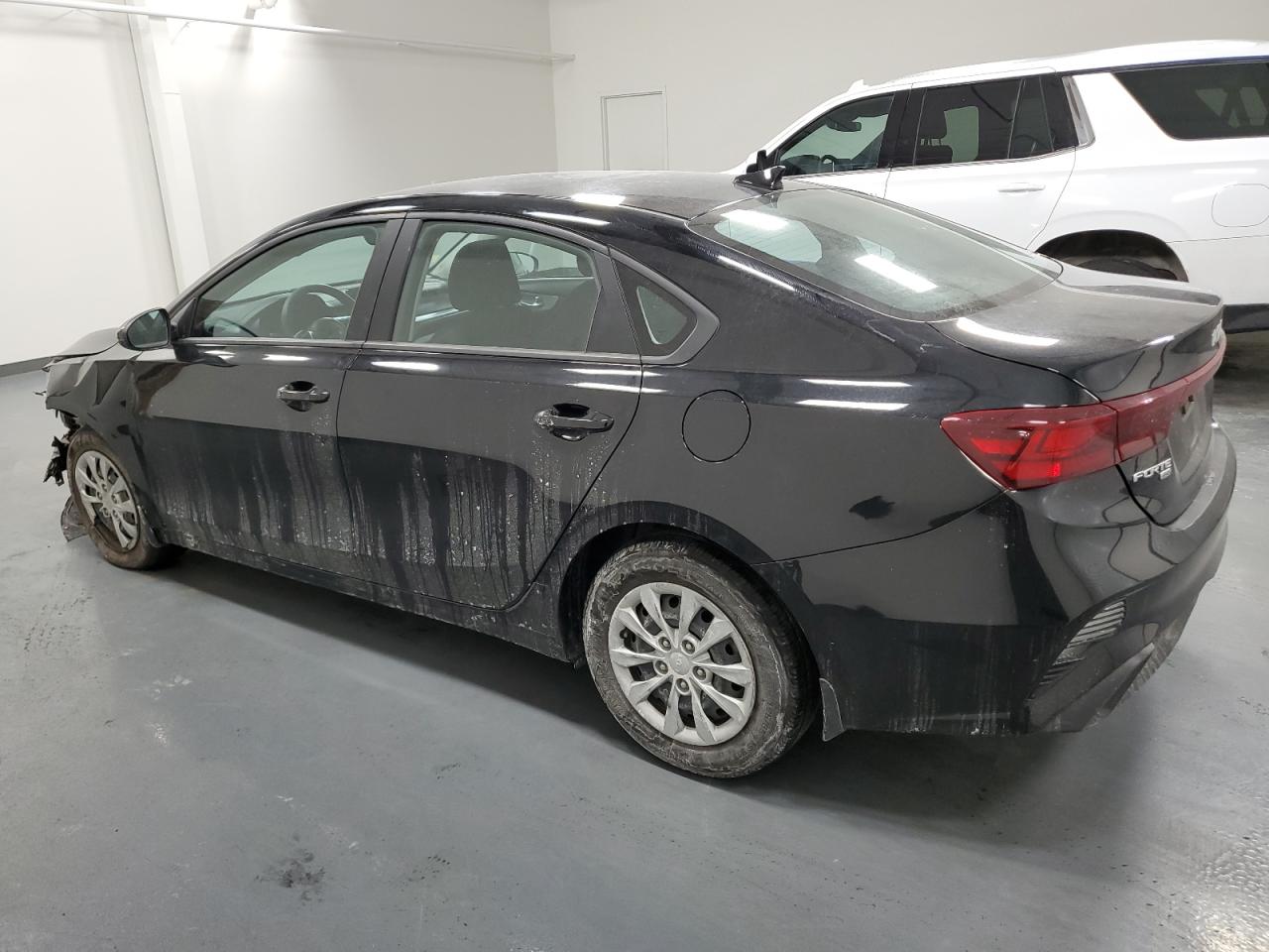 2023 Kia Forte - Image 2