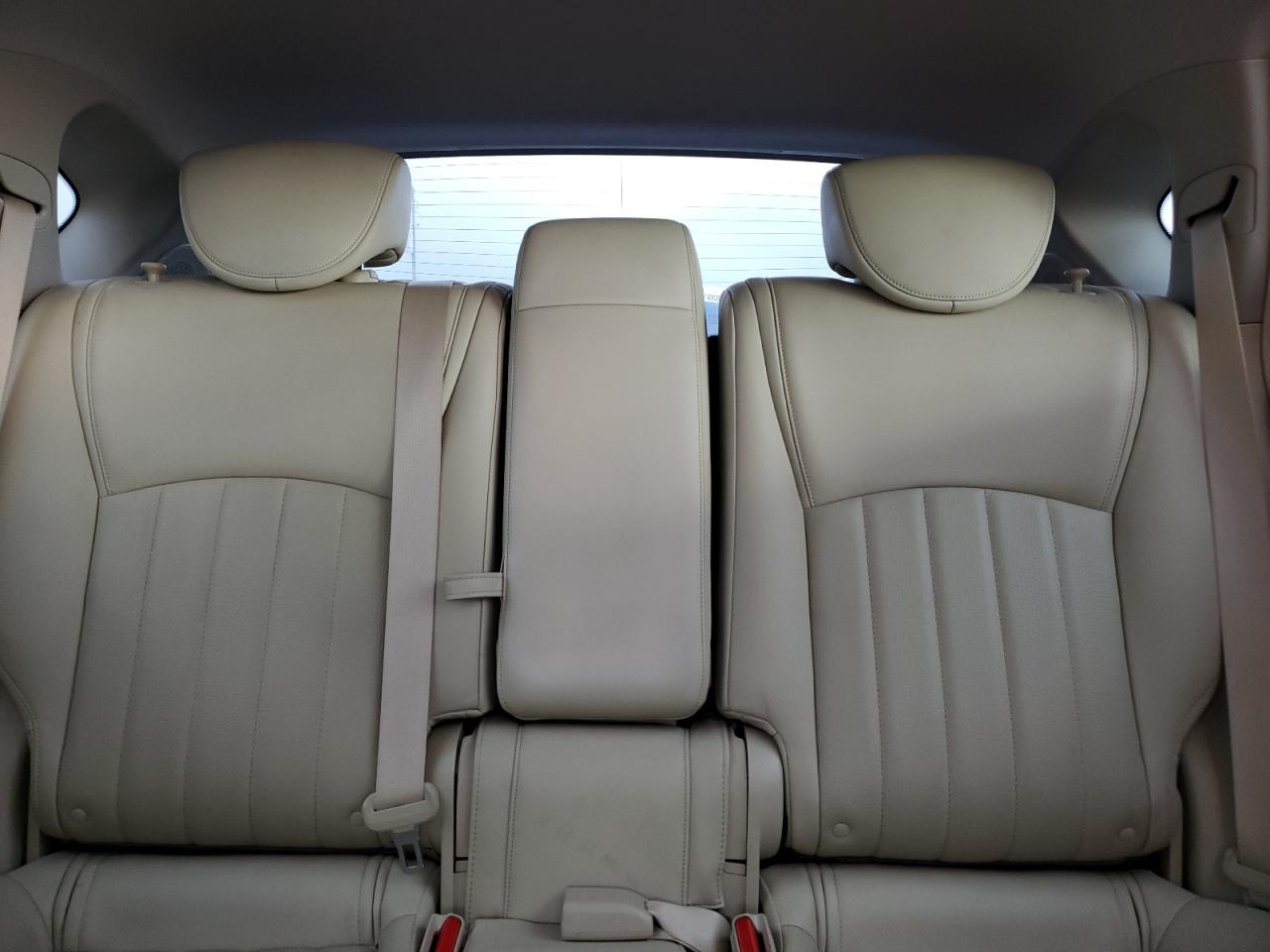 2017 Infiniti QX50 - Image 10