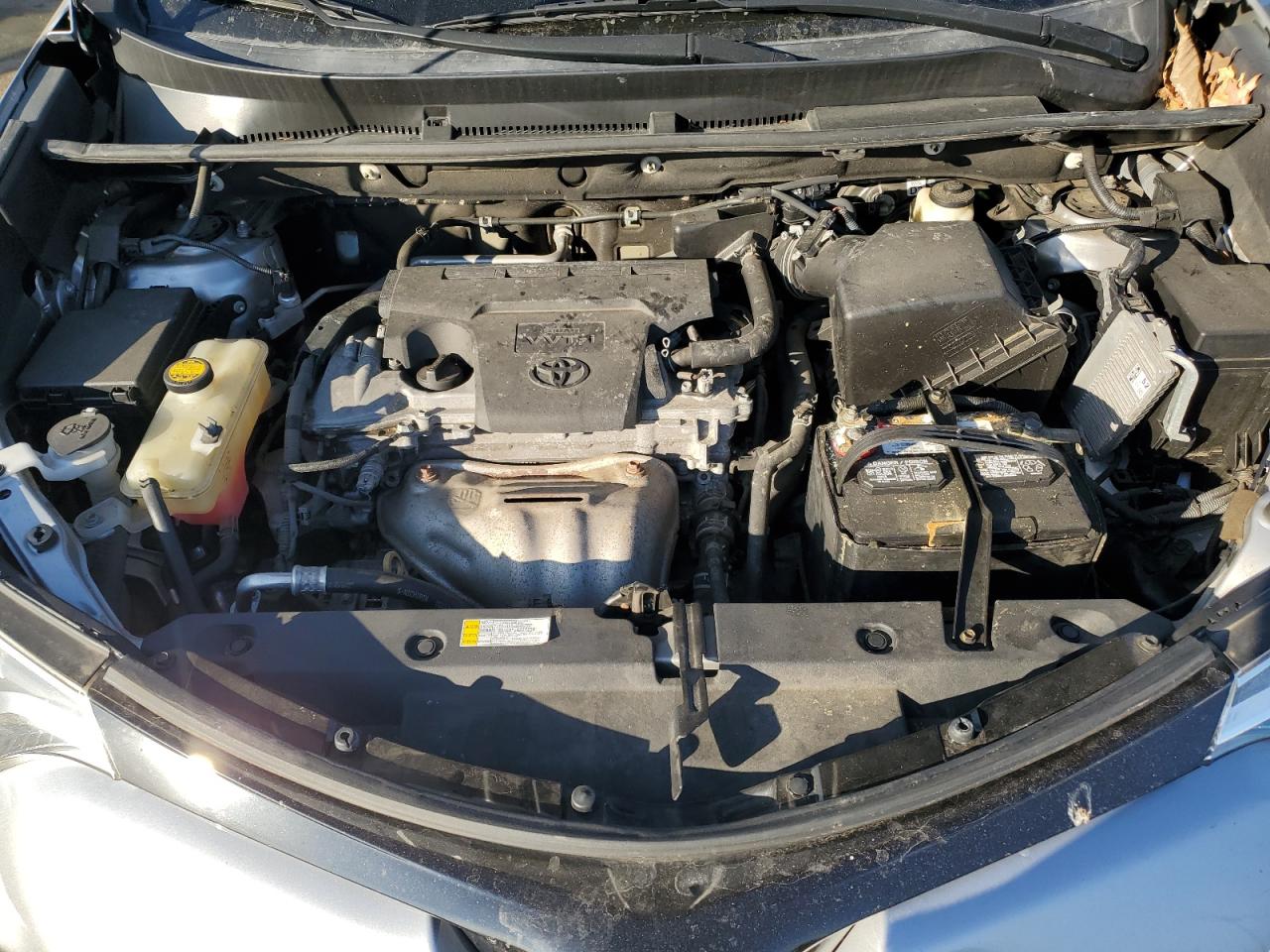 2016 Toyota RAV 4 - Image 12