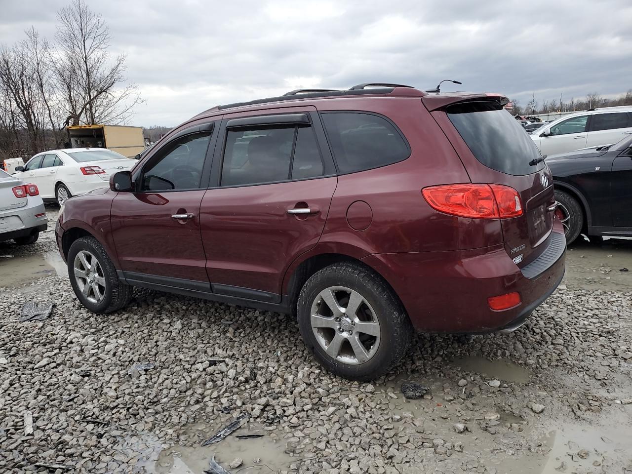 2009 Hyundai Santa Fe - Image 2