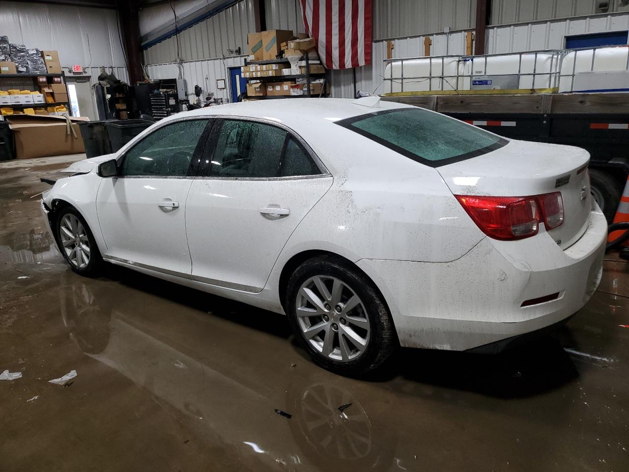 2015 Chevrolet Malibu - Image 2