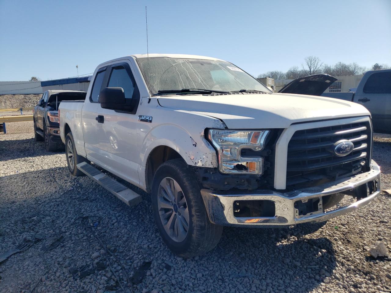 2015 Ford F-150 - Image 4