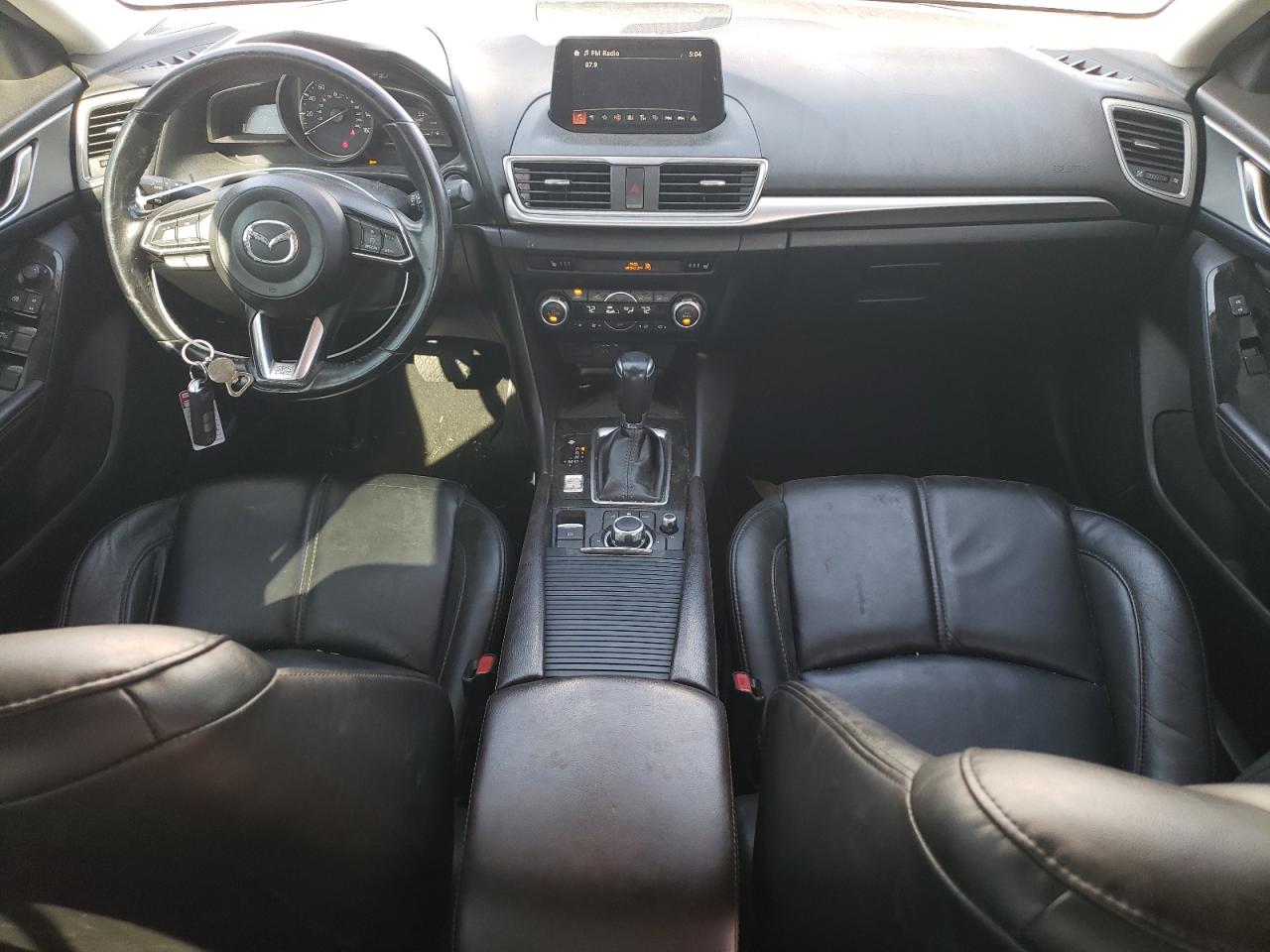 2018 Mazda 3 - Image 8
