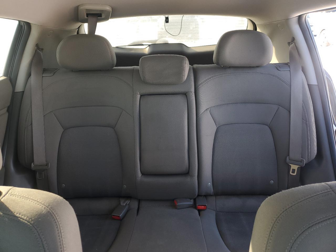 2011 Kia Sportage - Image 10