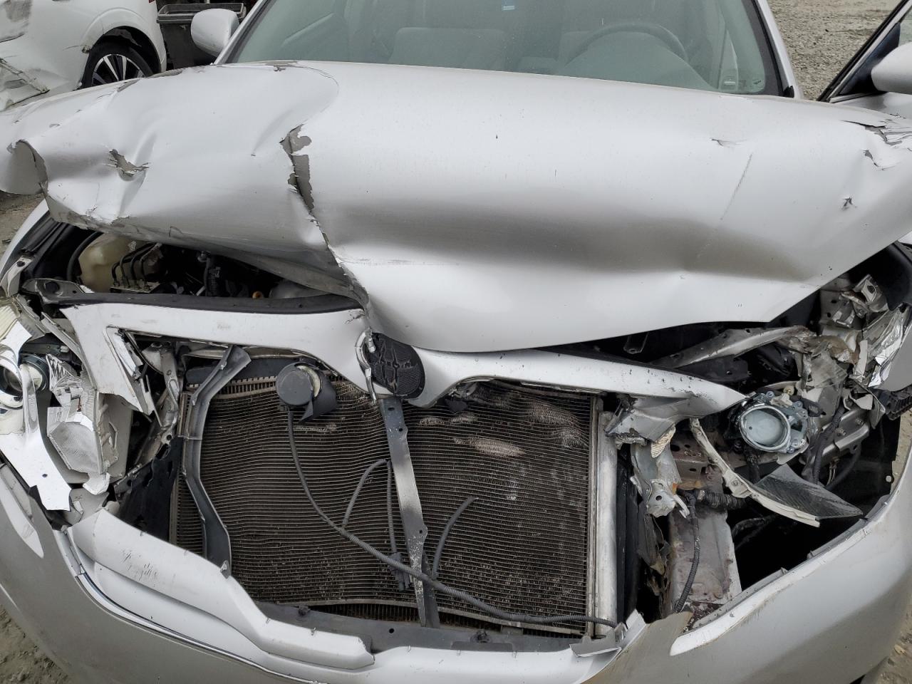 2010 Toyota Camry - Image 11