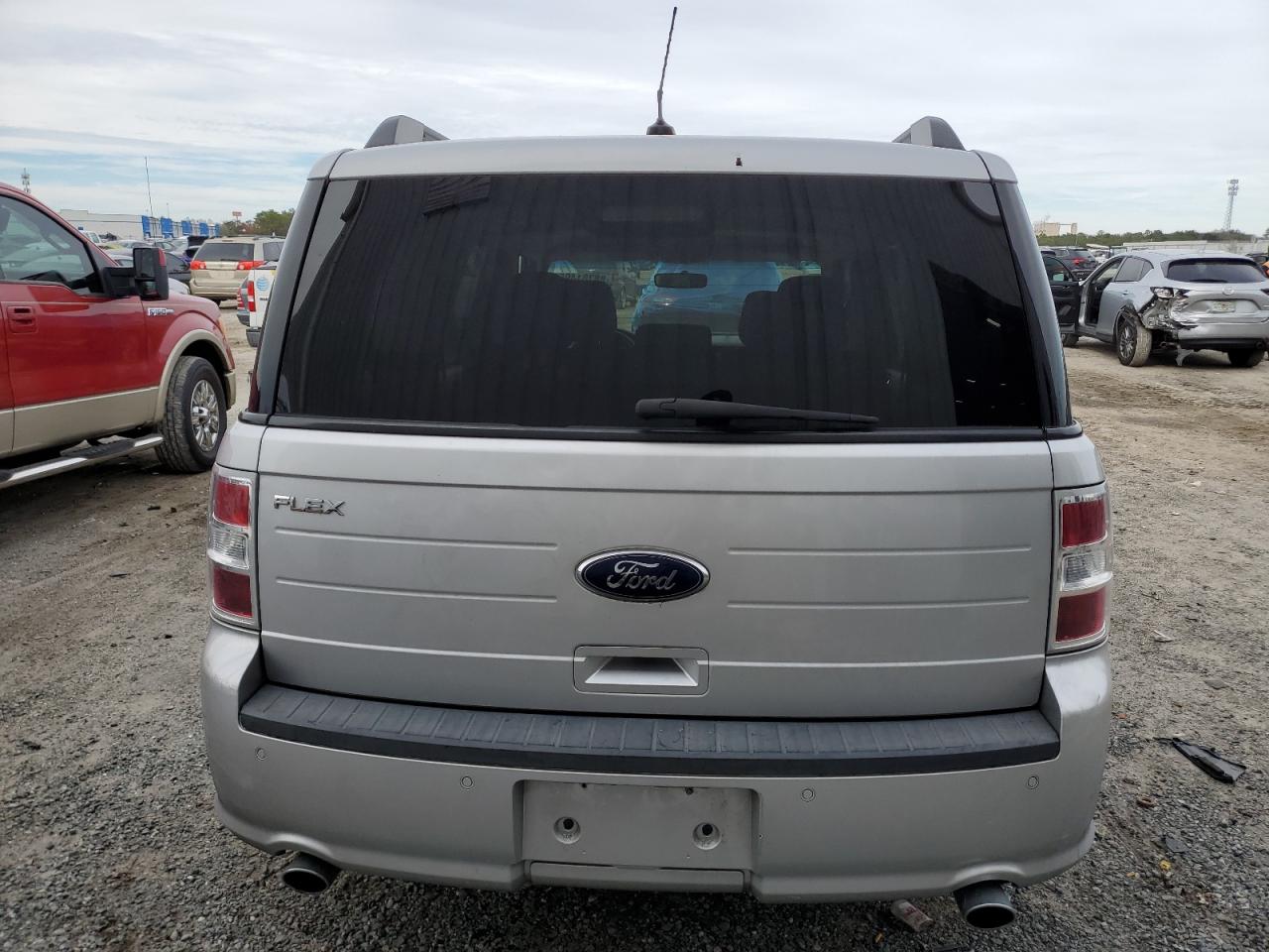 VIN 2FMGK5B88FBA13543 2015 FORD FLEX no.6