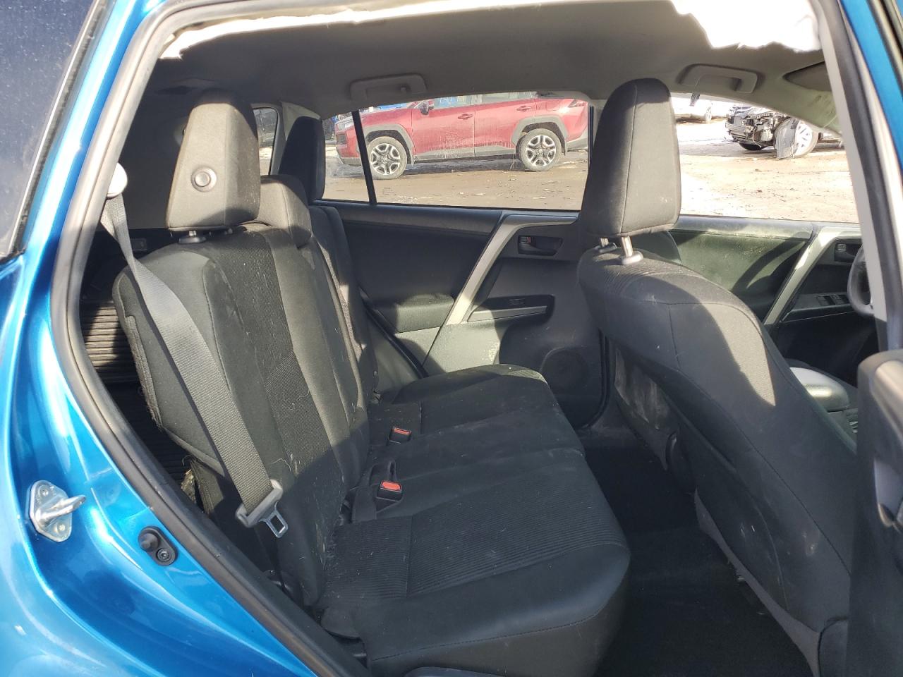 2018 Toyota RAV 4 - Image 10