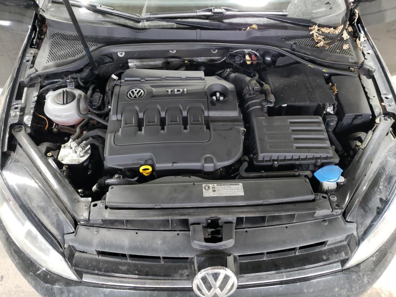 2015 Volkswagen Golf - Image 11