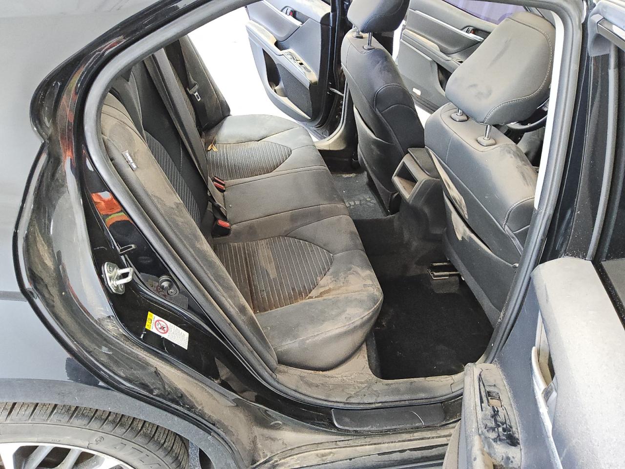 2018 Toyota Camry - Image 10