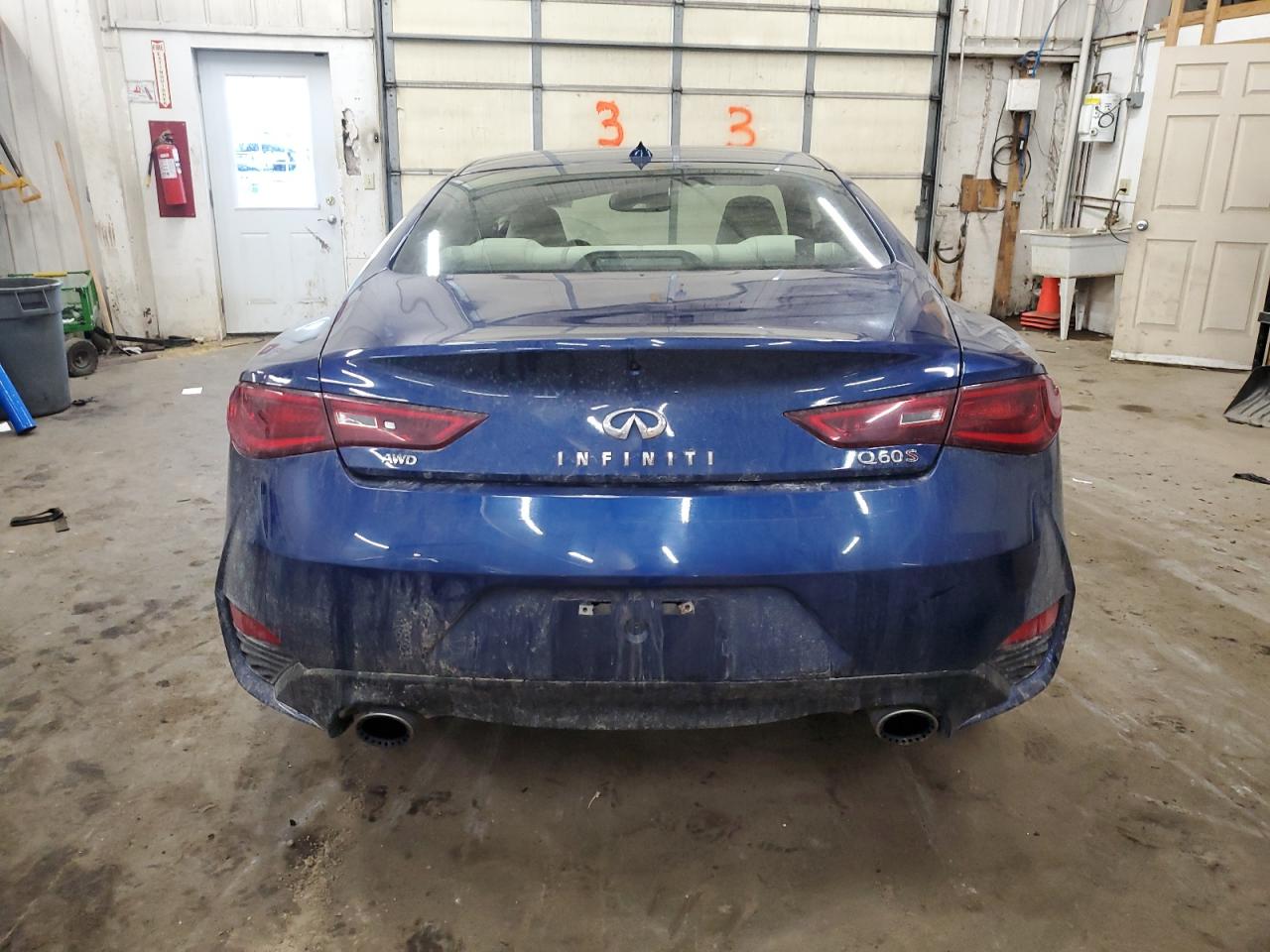 2018 Infiniti Q60 - Image 6