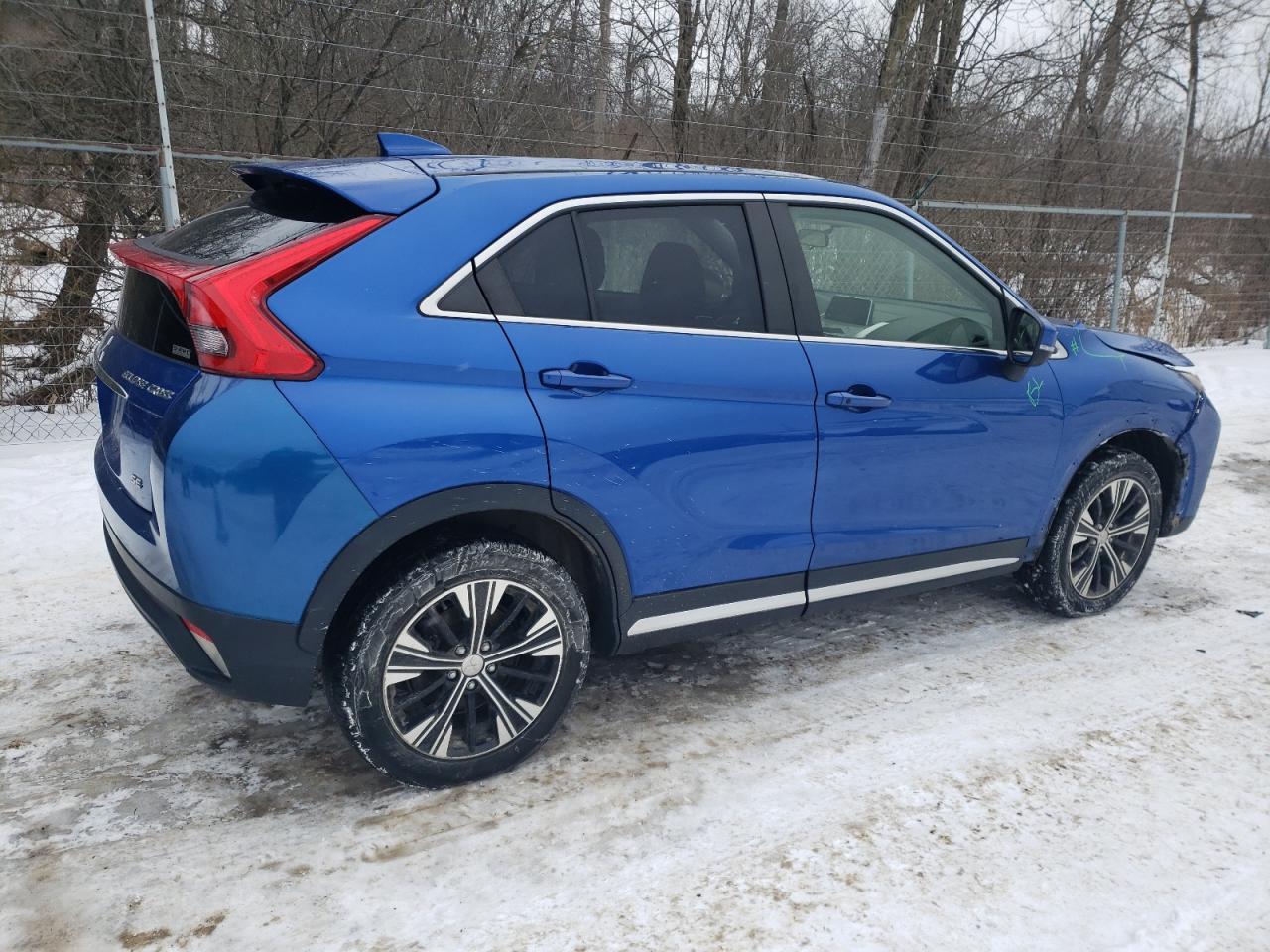 2019 Mitsubishi Eclipse - Image 3