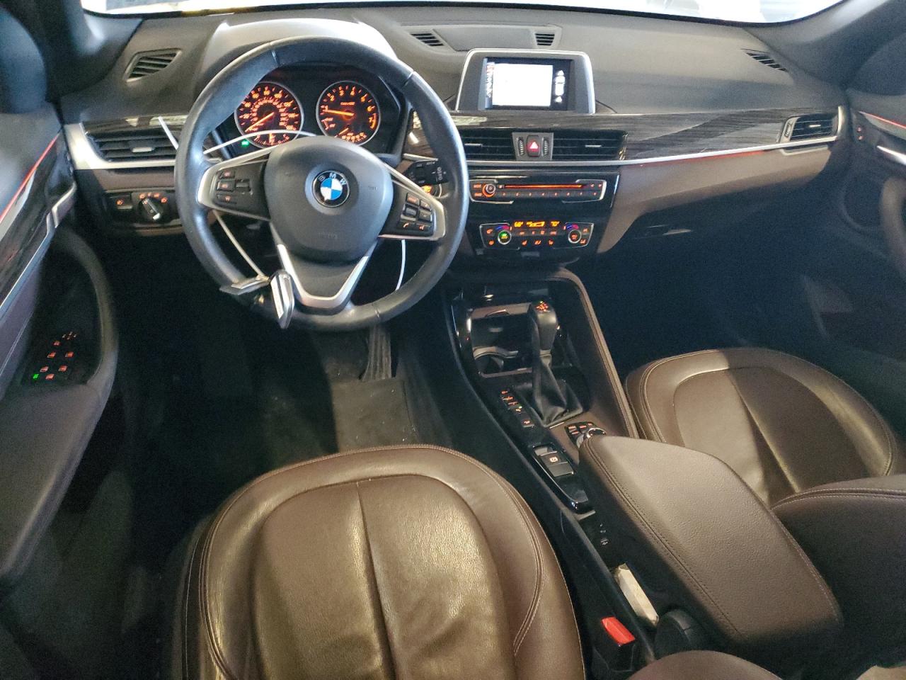2016 BMW X1 - Image 8