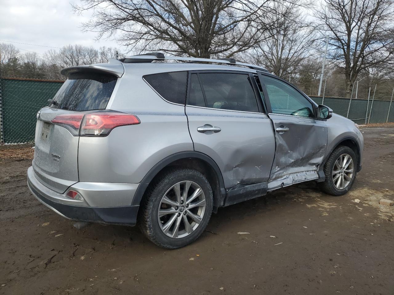 2016 Toyota RAV 4 - Image 3