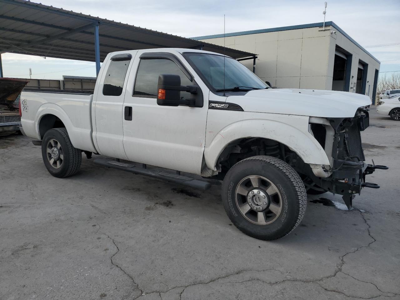 2015 Ford F250 - Image 4